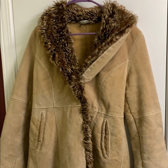 Jacket - Picture 2 of 5